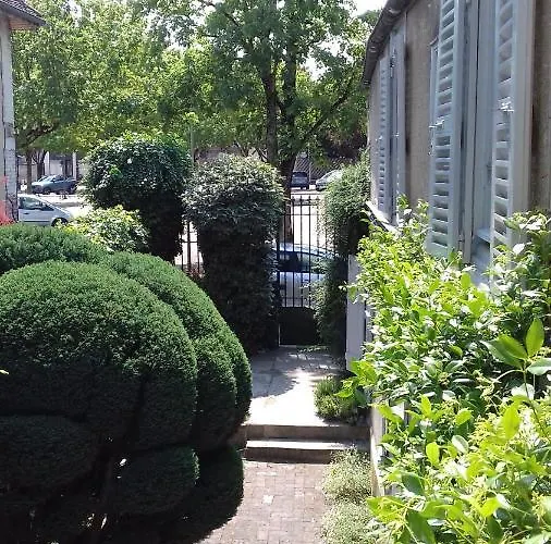 Duplex La Maisonnette 2 - Parking Gratuit * Troyes